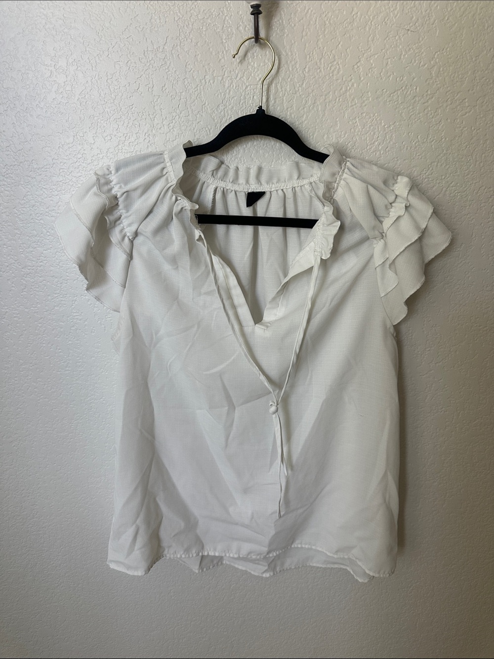 SHEIN White Ruffle Cap-Sleeve V-Neck Blouse